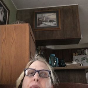 Meet your Posher, Lori